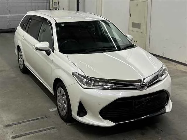 Toyota Corolla Fielder NRE161G 2018